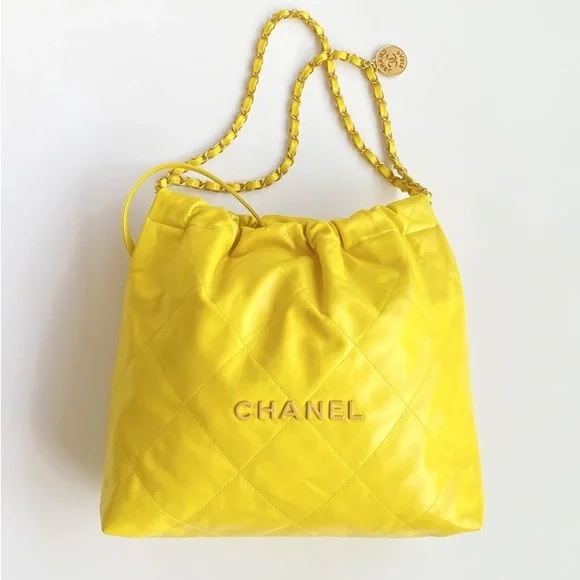 Chanel 22 Yellow Quilted Shoulder Bag - Picture 2 of 2